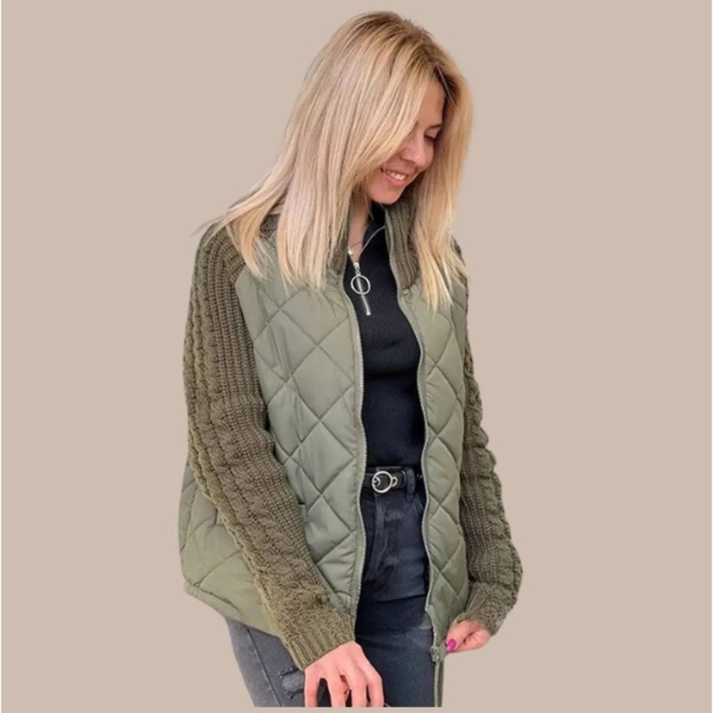 Knitted jacket with chic DEMI designββ